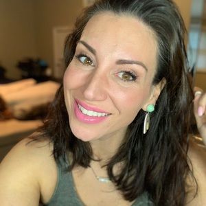 Meet your Posher, Ericamarie